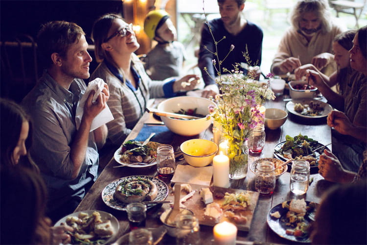 Hygge - Sự kết nối và gắn bó